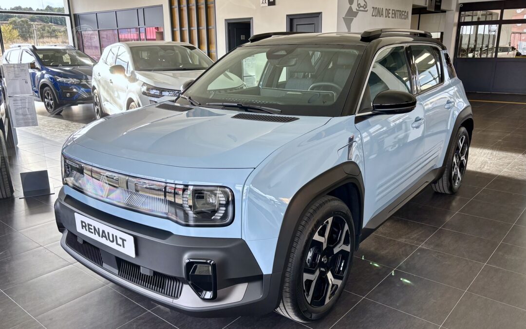 Renault R-4 E-Tech eléctrico 110kW (150 CV)